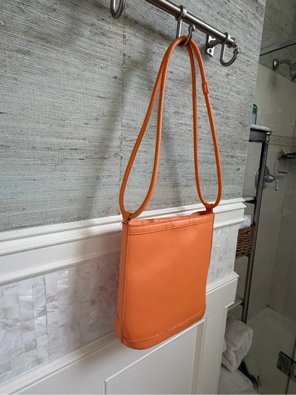 A new day Orange faux leather and linen-look fabric woven Shoulder tote bag